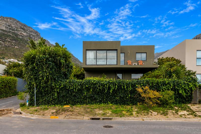 To Let 3 Bedroom Property for Rent in Scott Estate Western Cape